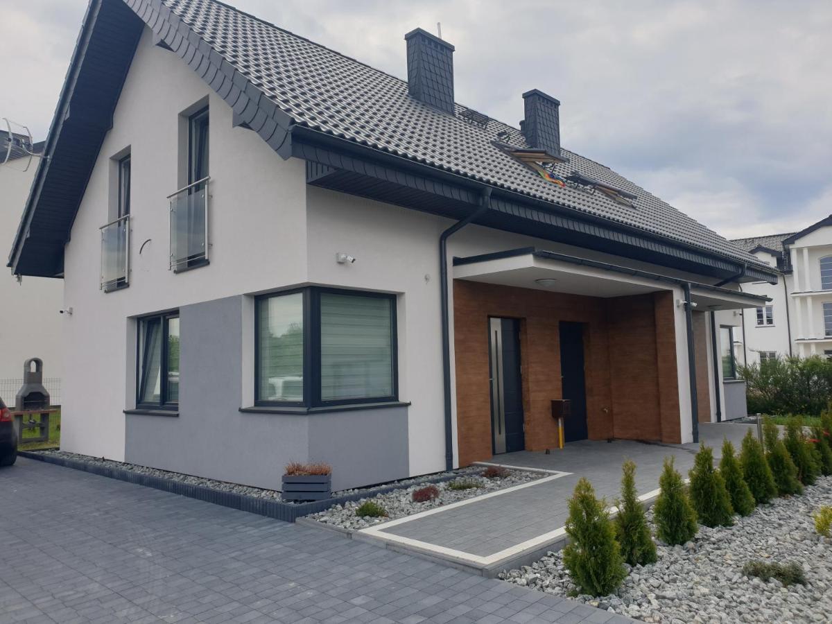 Domki Apartamentowe Na Wrzosach ยาสต์เชอเบีย กูรา ภายนอก รูปภาพ